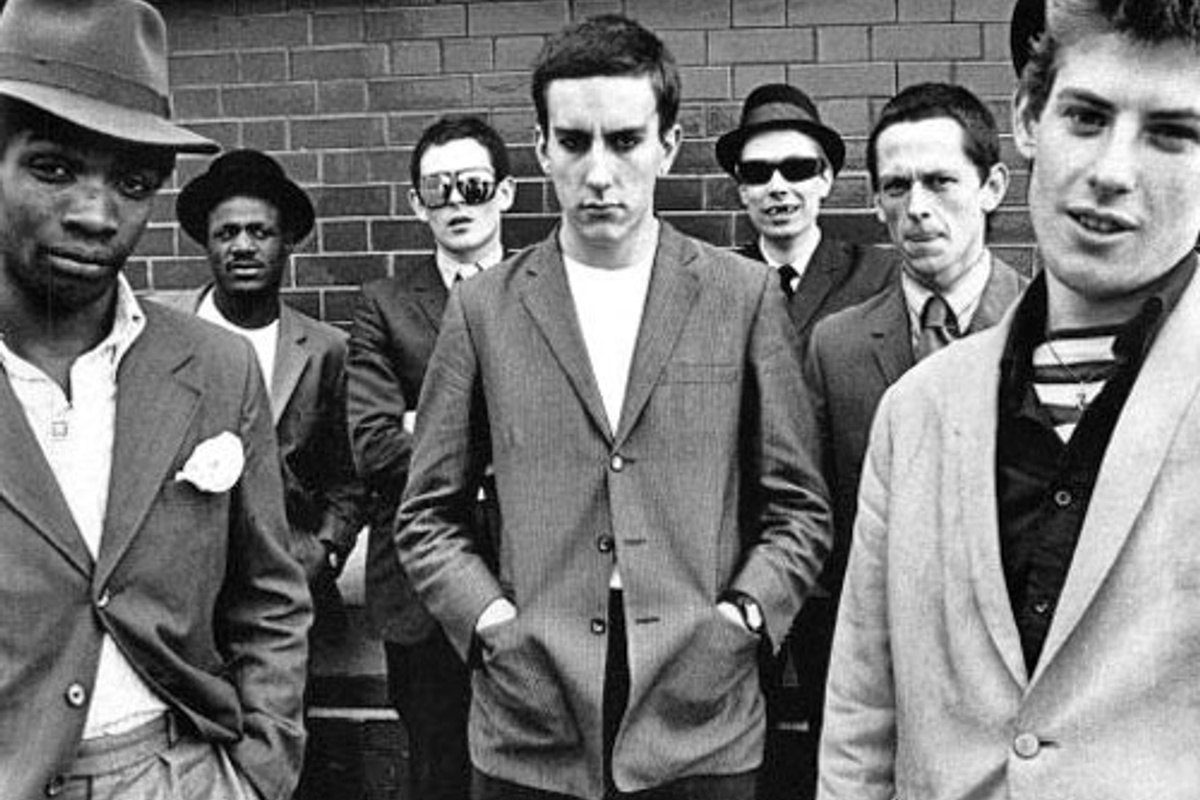 The specials listen. The Specials группа. Терри Холл музыкант. Jerry Dammers. Jerry Dammers the Special.