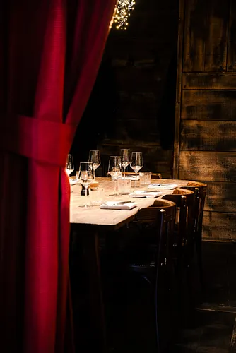 Le Louis Vins Restaurant Paris