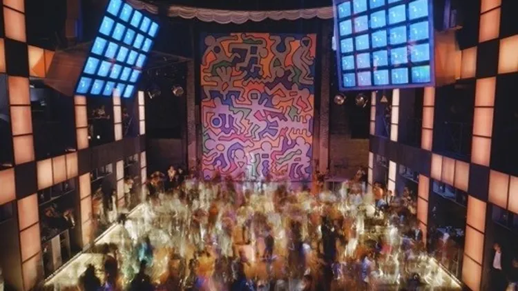 CLUBBING