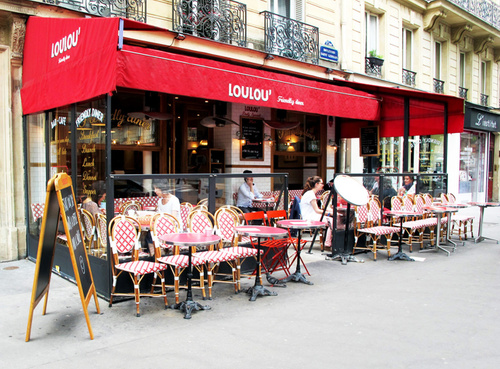 Loulou Friendly Diner Restaurant Paris