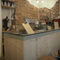 Au Café Bazar
