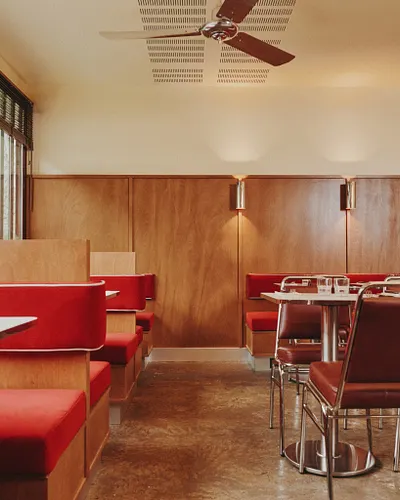 Red Sauce Restaurant Paris