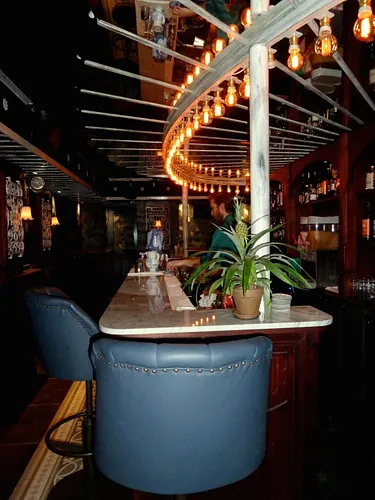 Lulu White Bar Paris