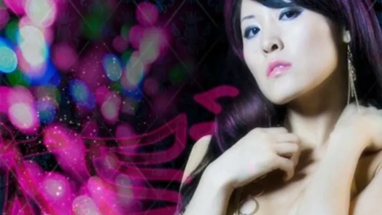 Asian Fever Lap Dance