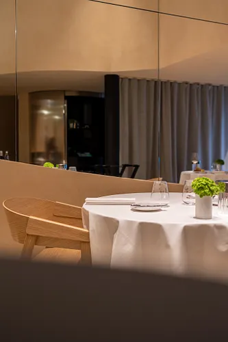 Ōrtensia Restaurant Paris
