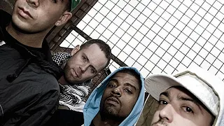 Virus Syndicate en concert