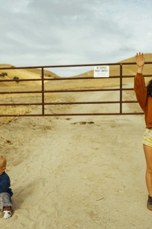 Exposition "Somewhere, It's Still Summer" de Claire Guarry