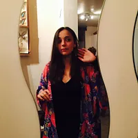 Linda F