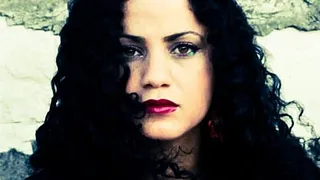 Emel Mathlouthi