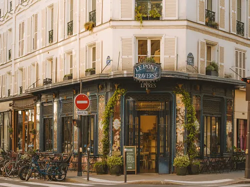 Le Pont Traversé Restaurant Paris
