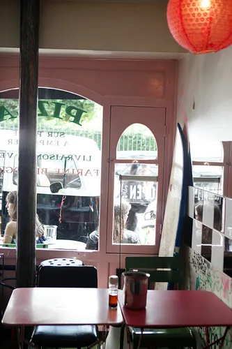 Pink Flamingo Restaurant Paris