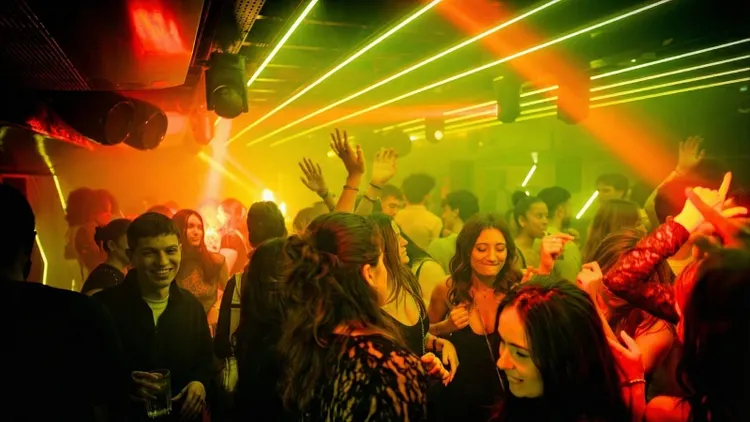 International Erasmus BoatParty !