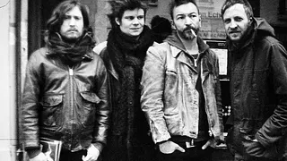 Oiseaux Tempêtes + Totorro + True Widow