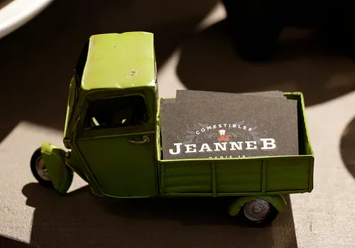 Jeanne B Restaurant Shop Paris