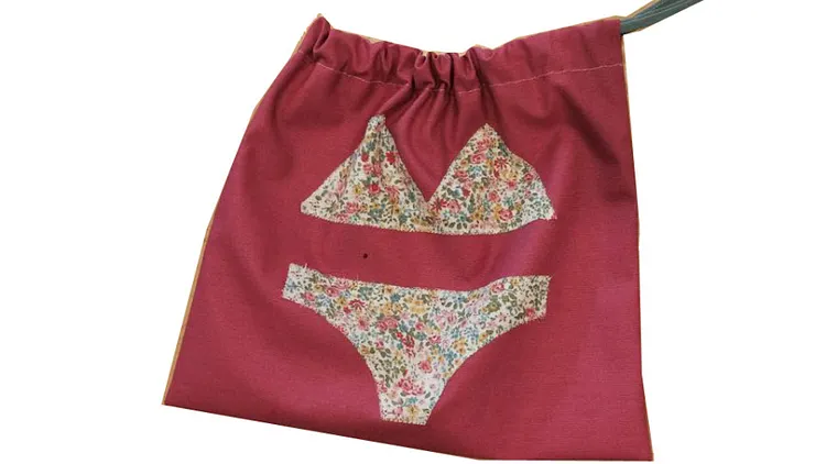 Atelier de couture à la REcyclerie "Ma pochette à maillot"