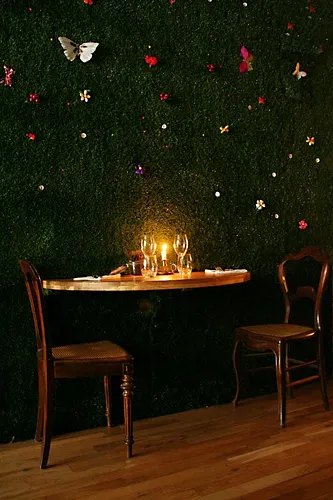 Les Agités Club Restaurant Bar Paris