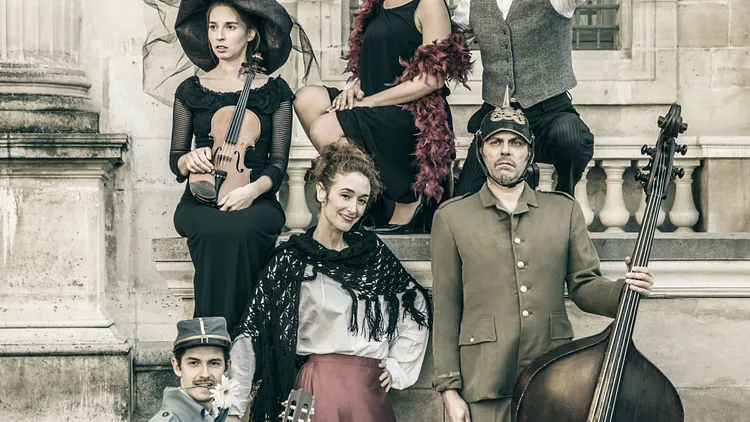 "Le Cabaret du Poilu"