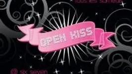 Open Kiss