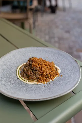 Quartier Restaurant Paris