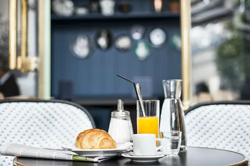 Le Nemours Bar Restaurant Paris