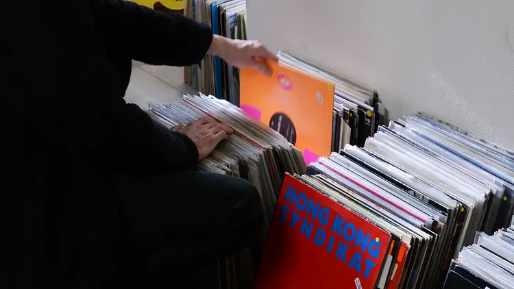VENTE DE VINYLES DIZONORD | Le Hasard Ludique