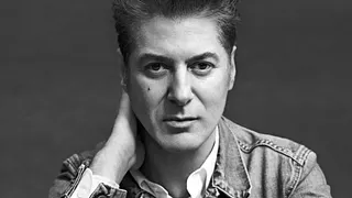 REPORTÉ - Etienne Daho joue son nouvel album