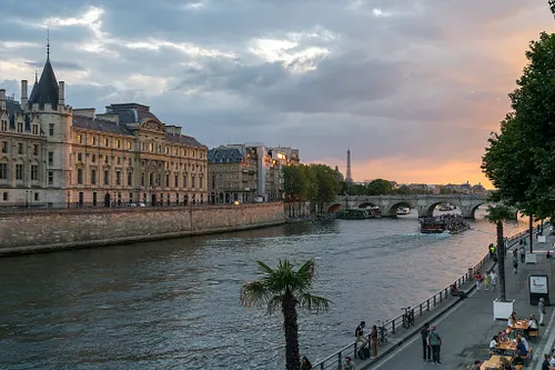 Scilicet Bar Paris