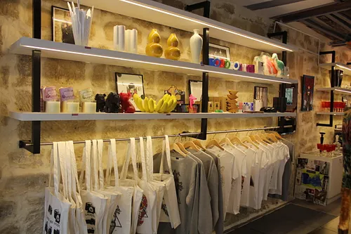 Patsy Jones Shop Paris