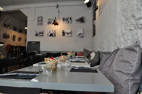 Les Dégommés Restaurant Bar Paris