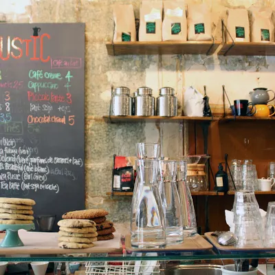 Loustic, le coffee shop qui tombe à pic !