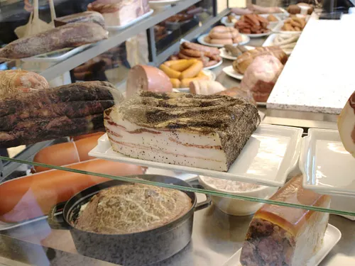 Maison Plisson Beaumarchais Restaurant Shop Paris