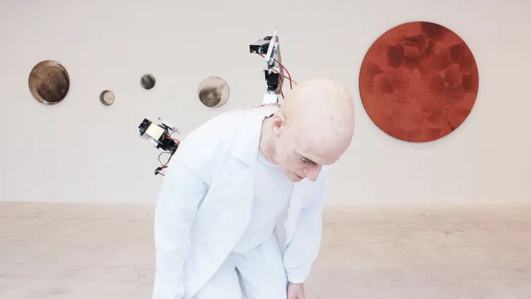 D'UN MONDE À L'AUTRE