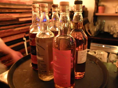 Bespoke Restaurant Bar Paris