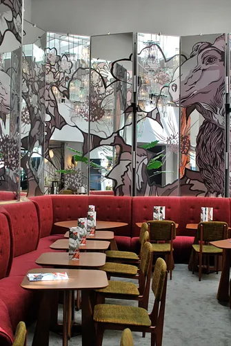 Le Très Honoré Restaurant Paris