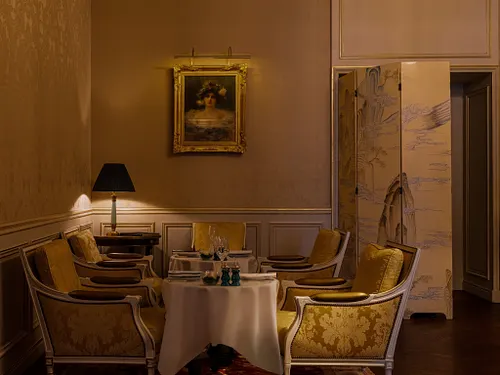 Les Salons du Prince Restaurant Paris