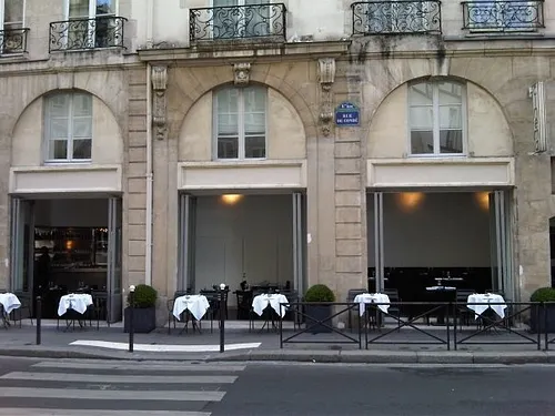 Les Cinoches Restaurant Paris