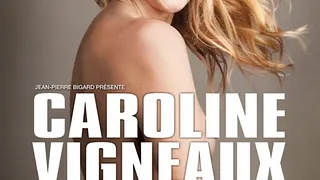 Caroline Vigneaux Quitte la Robe