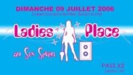 Ladies Place-la Fete Apres Le Foot
