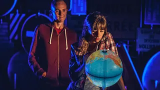 UNE COSMONAUTE EST UN SOUCI DANS NOTRE GALAXIE