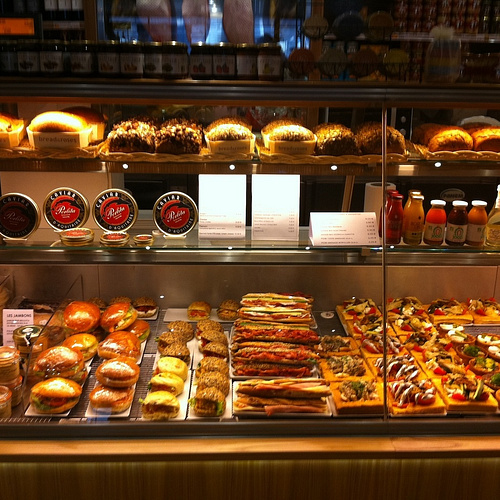 Bread and Roses, Paris 15 photos