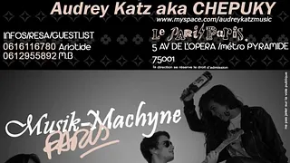 MUZIK-MACHYNE