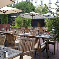 Le K'fé Court