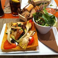 Bread and Roses