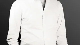 Jonathan Cohen dans "Stand Up After Work"