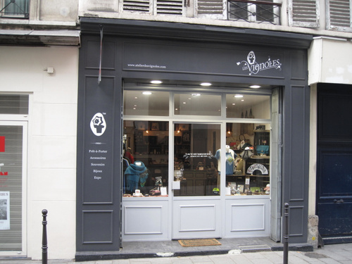 Les Vignoles Shop Paris