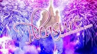 Pleasure Special Nouvel An Russe