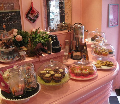 Chloé S. Cupcake Restaurant Shop Paris