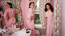 Tina Barney - Family Ties