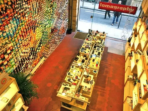 Lomography Gallery Store Shop Paris