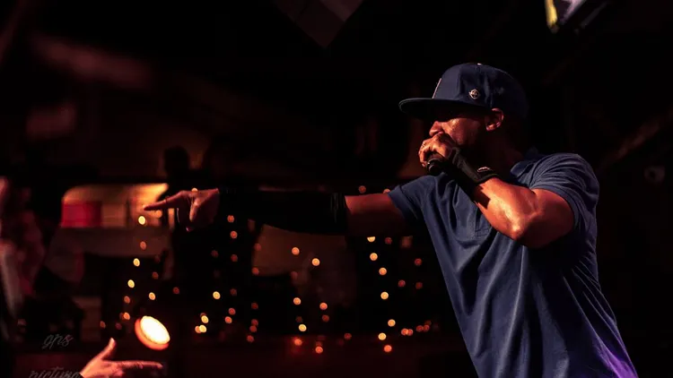 Masta Ace en concert au Bizz'Art